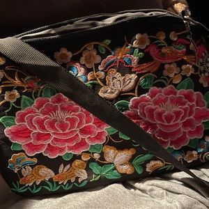 Flower purse never been used